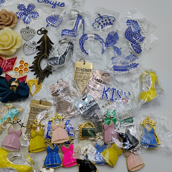 117 piece mixed charm lot - Picture 6 of 6